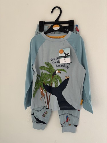Snail the whale - snail, by